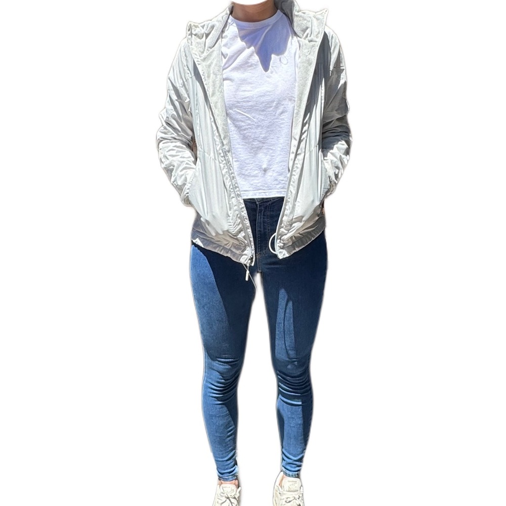 North face off white jacket zip up hood size small windwall